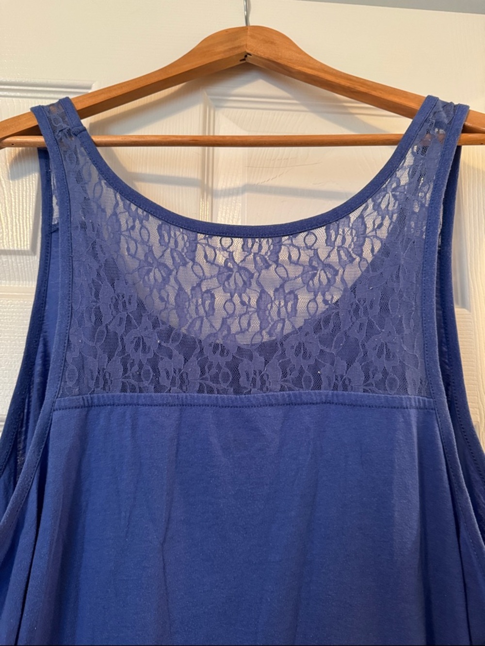 torrid Blue Lace-Back Batman Logo Tank - Picture 4 of 6